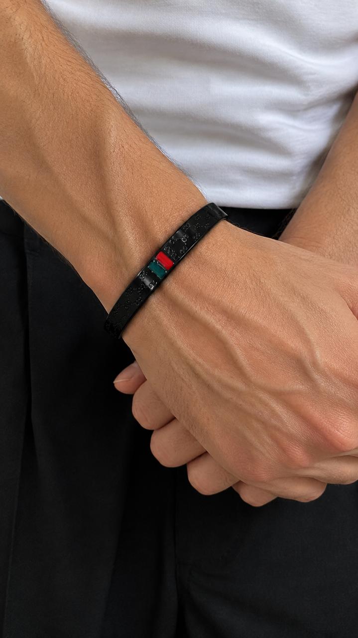 Gucci Raven - Black